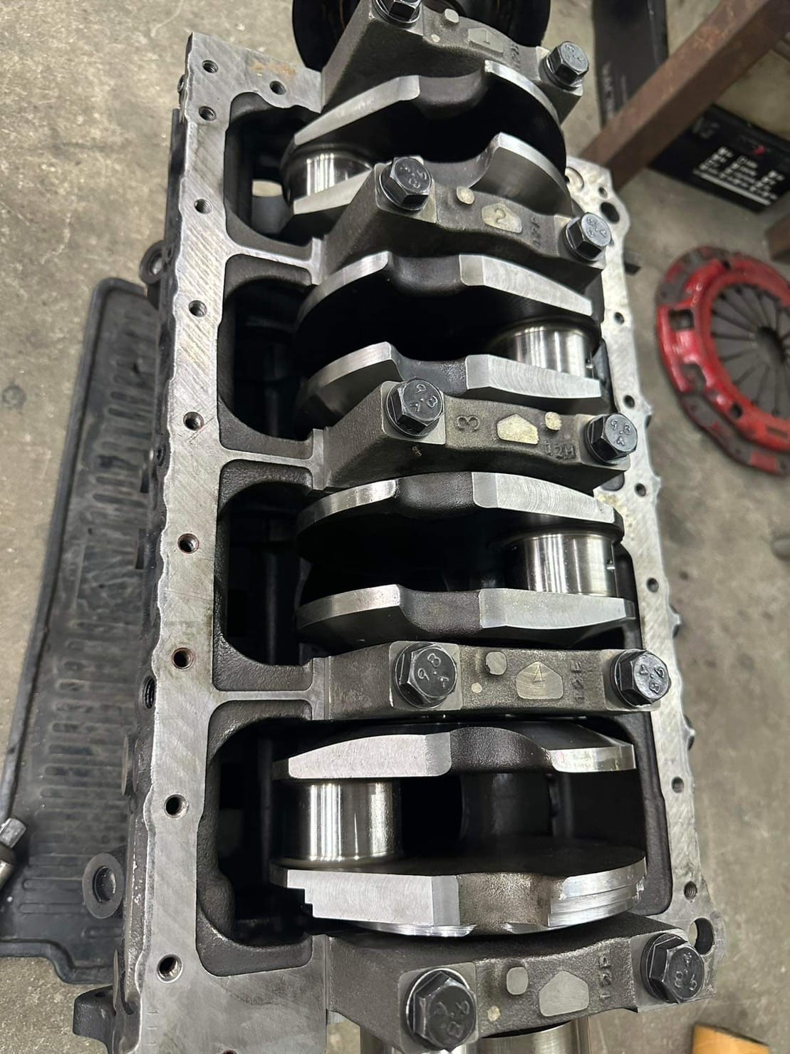 [KLB] 4JJ1 Crankshaft Balanced + Lightened