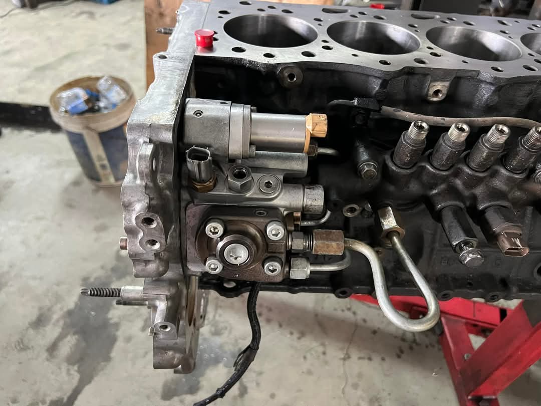MA-1 【diesel】 Fuel Injection Pump 104741-8081 32C6510310 for Mitsubishi
